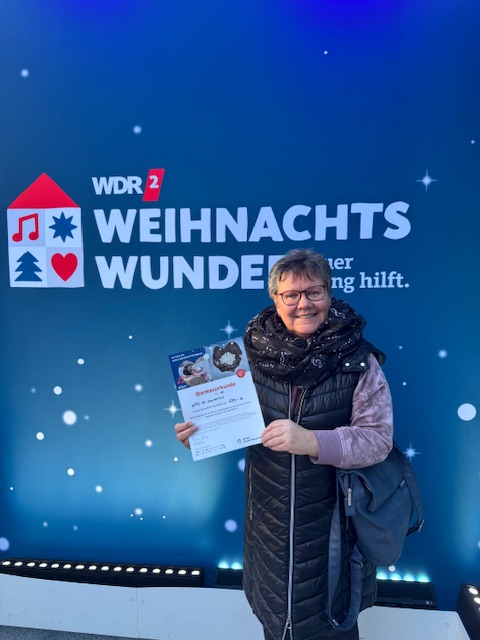 Spende der kfd St. Laurentius für das WDR Weihnachtswunder